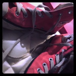 Pink high top converse size 3 in kids